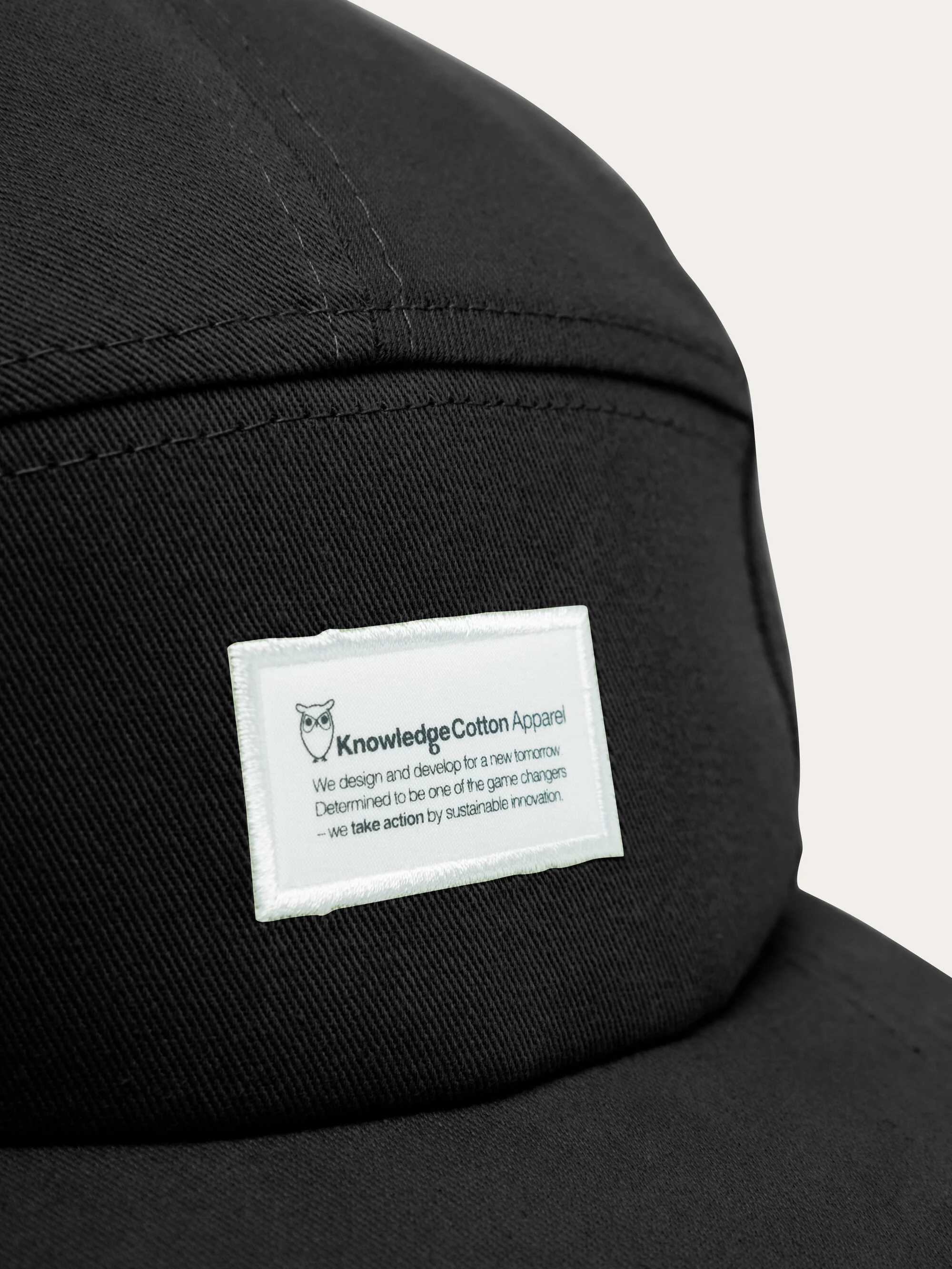 Barckley cap with badge - Black Jet - Image 4