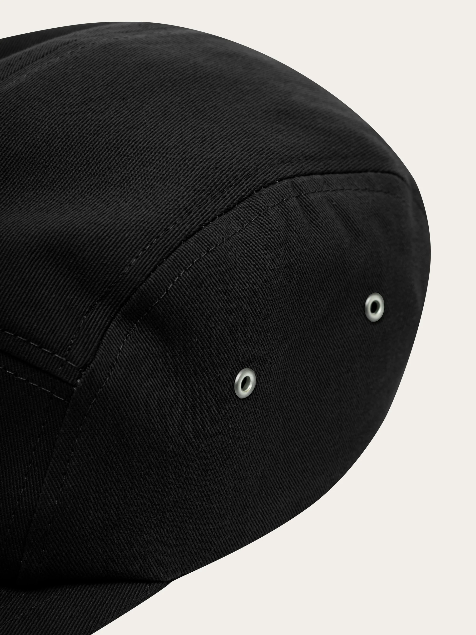Barckley cap with badge - Black Jet - Image 6