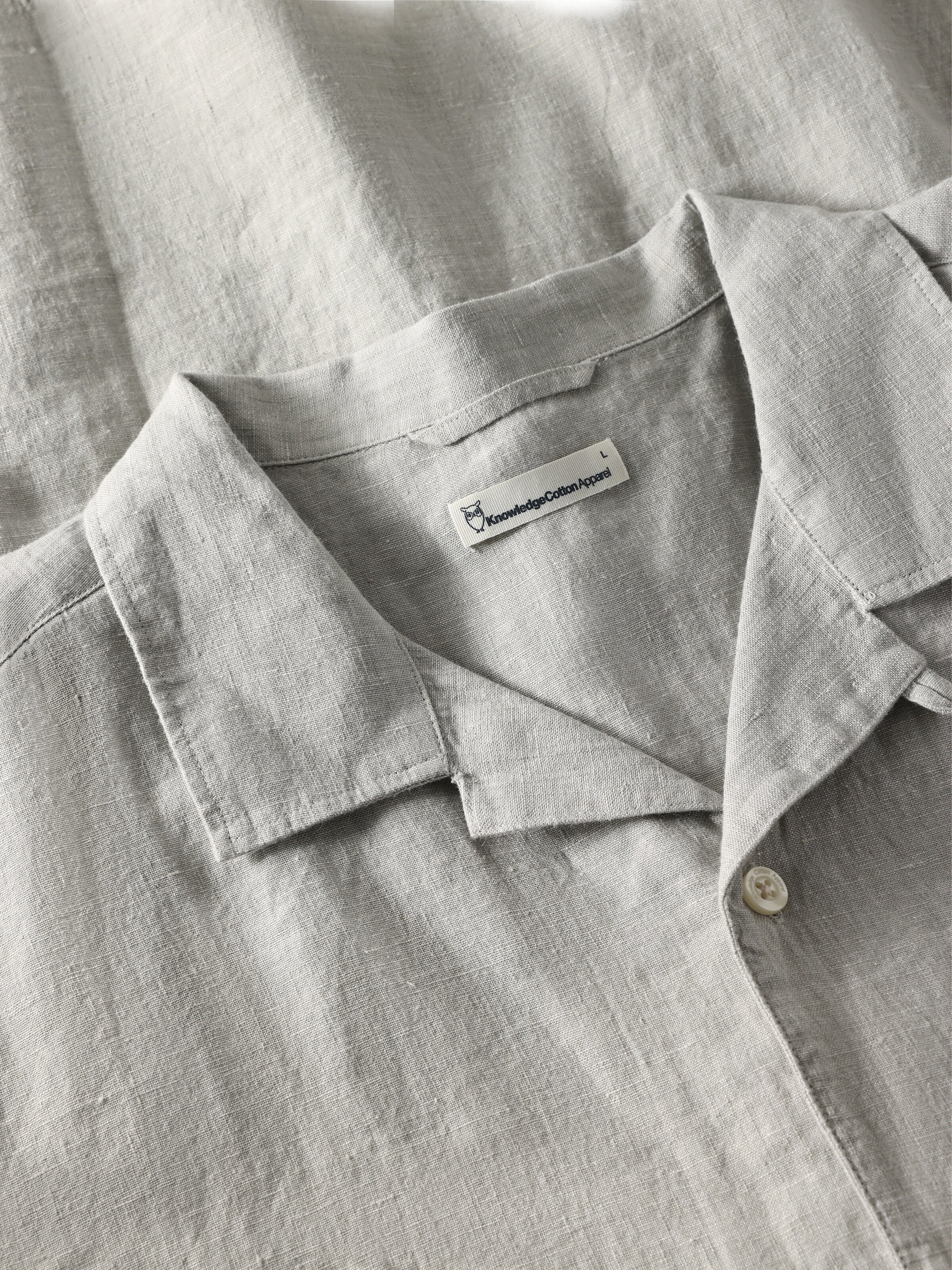 Box fit short sleeved linen shirt - Yarndyed Ultimate Grey - Image 2