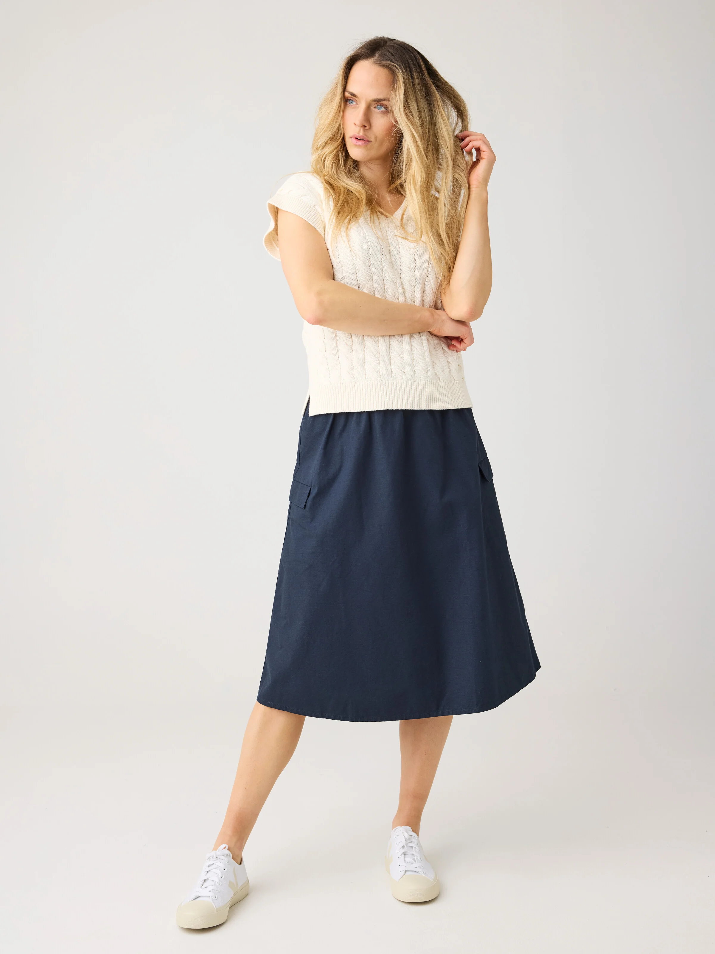 Cable knit vest - Egret - Image 3