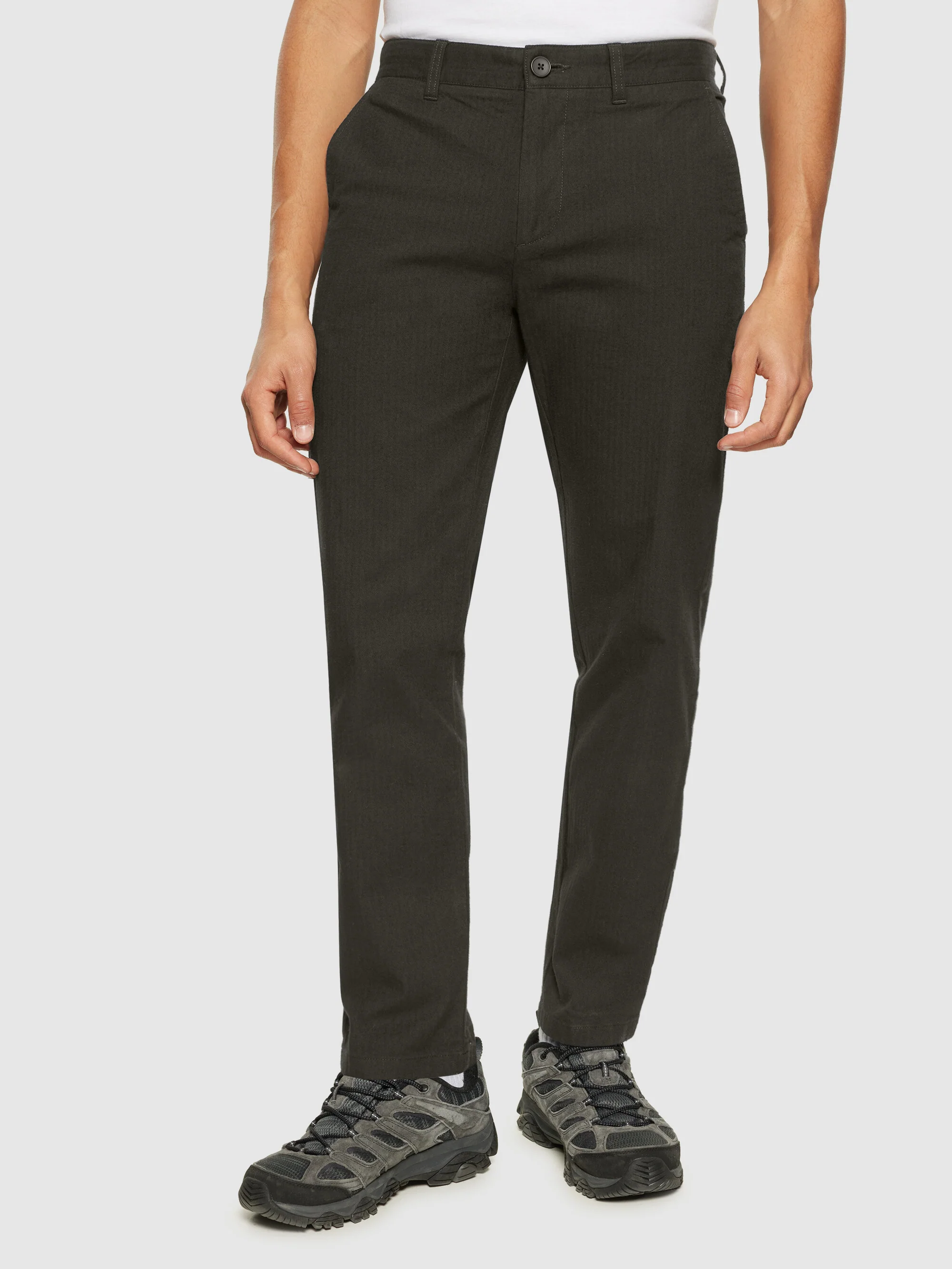 CHUCK regular flannel herringbone chinos - GOTS/Vegan - Demitasse (brown) - Image 2