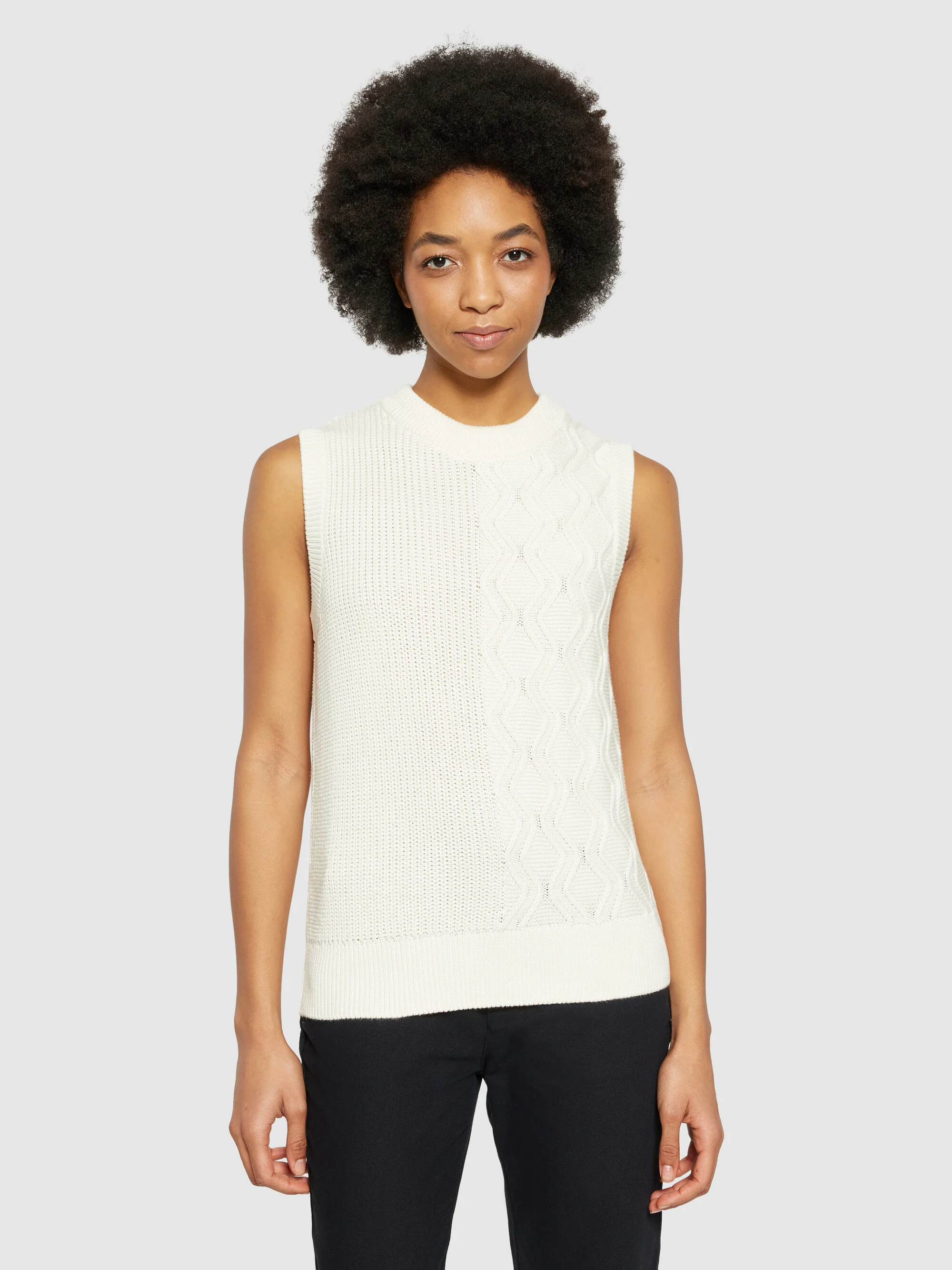 Cotton cable crew neck vest - Regenerative Organic Certified® - GOTS/Vegan - Egret - Image 2