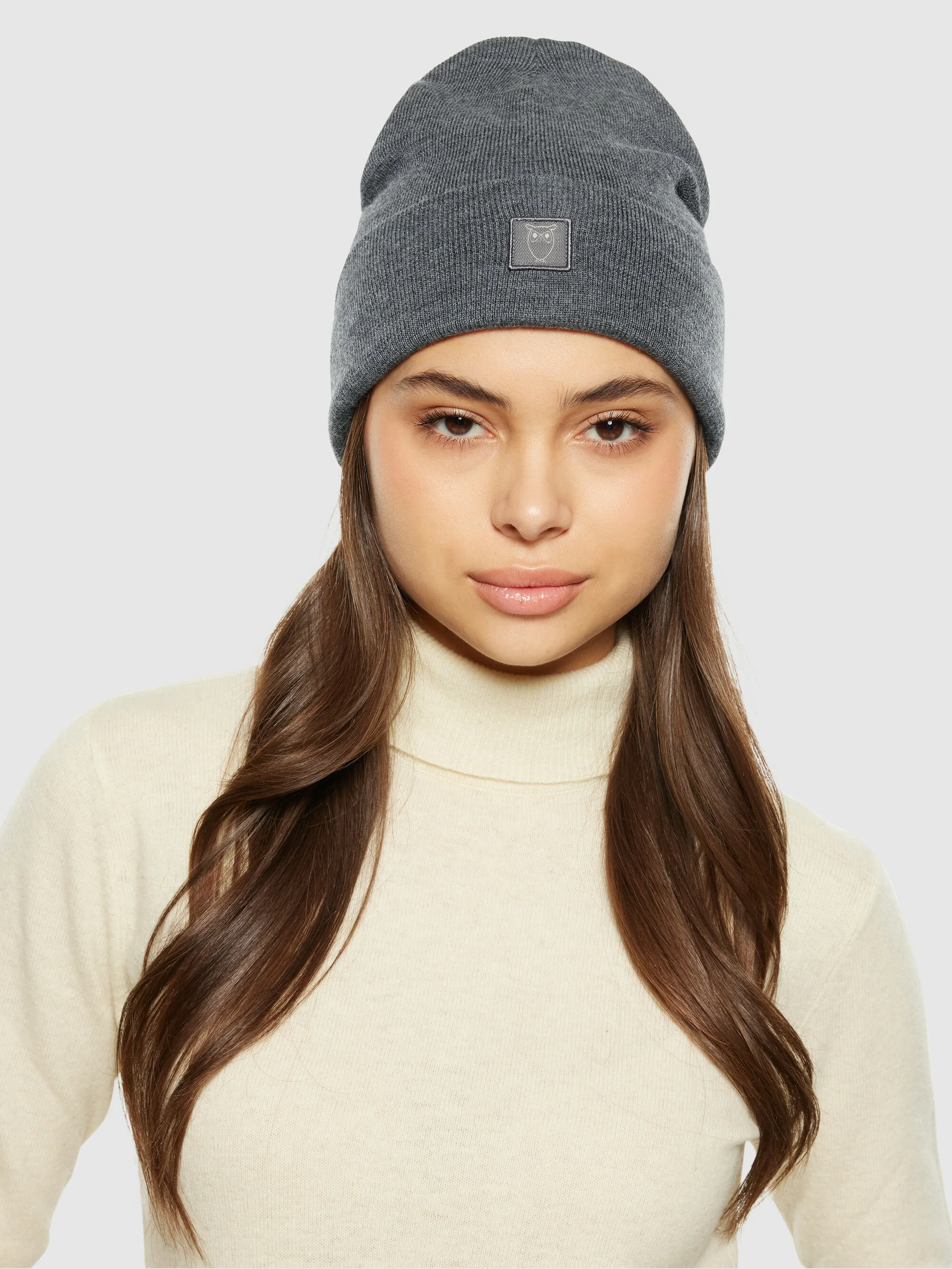 Merino double layer badge beanie - Dark Grey Melange - Image 2
