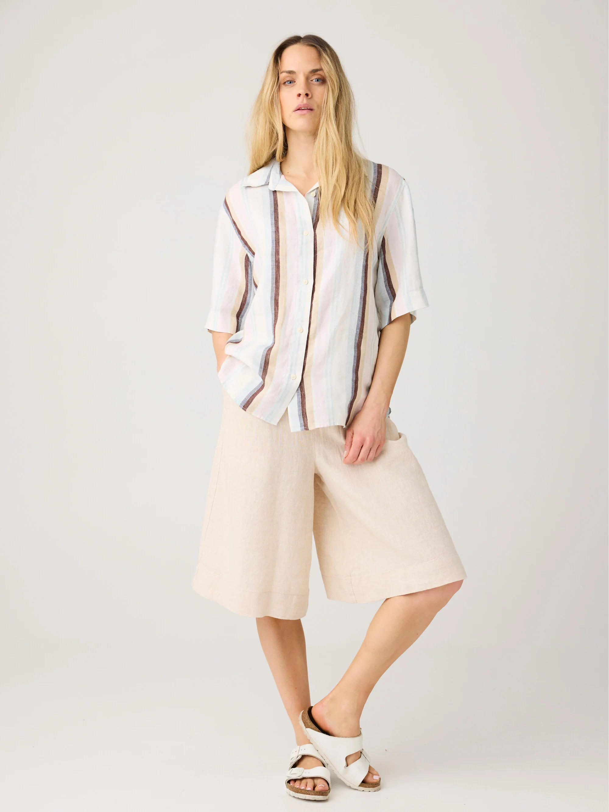 Eve wide linen culotte shorts - Yarndyed Light feather gray - Image 2