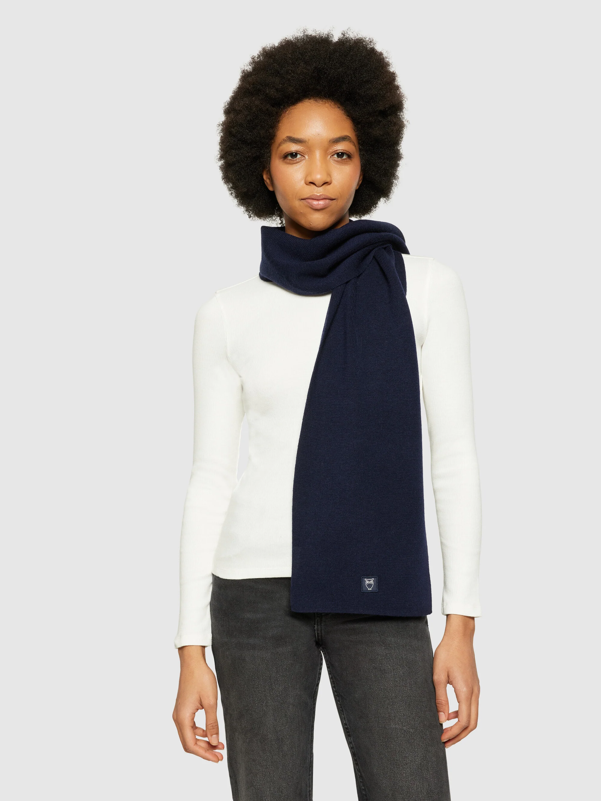 Merino badge scarf - Total Eclipse - Image 3