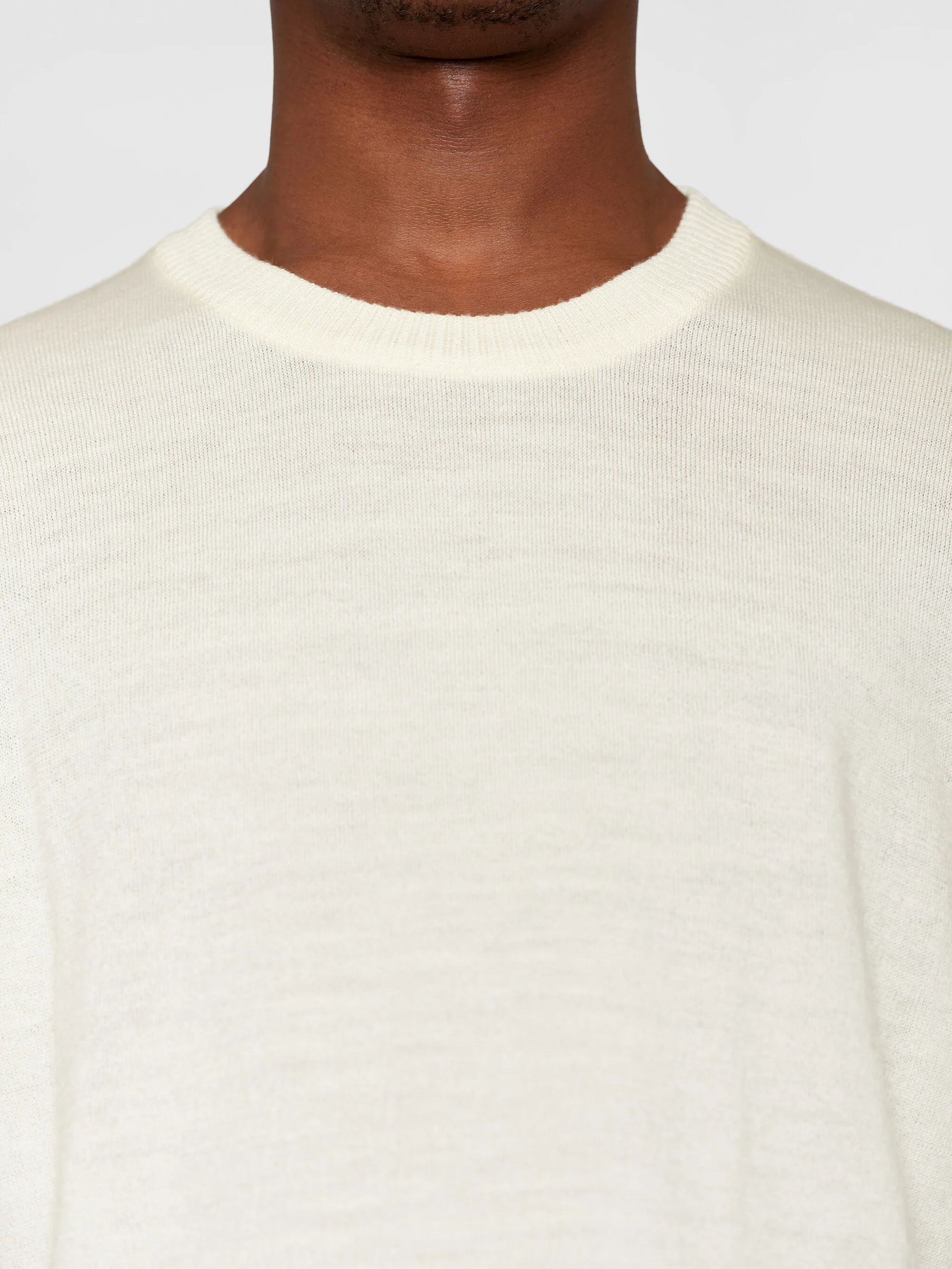 Merino crew neck sweater - Egret - Image 5
