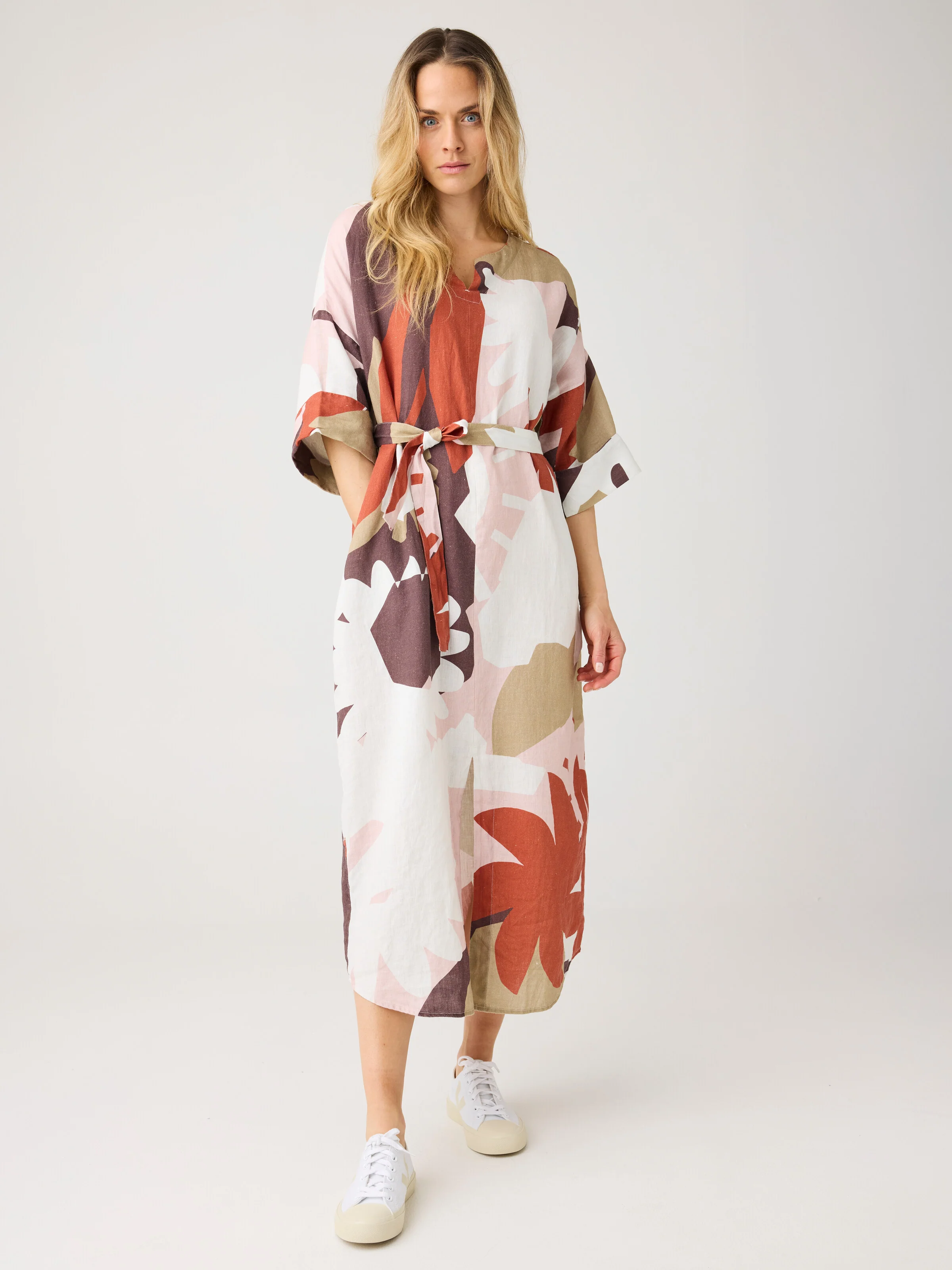 Linen v-neck print dress - Multi color AOP - Image 3