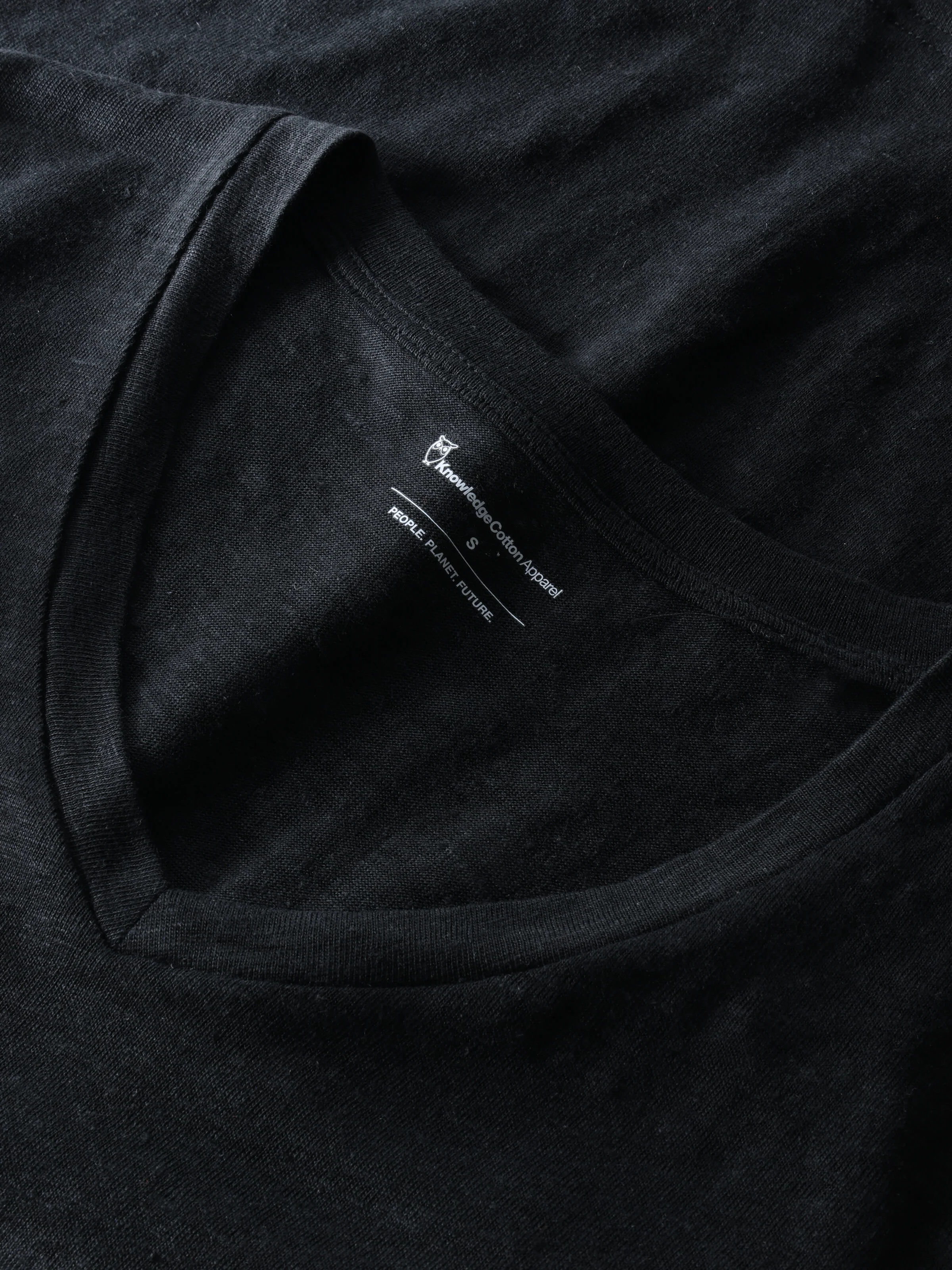 Linen v-neck t-shirt - Black Jet - Image 2