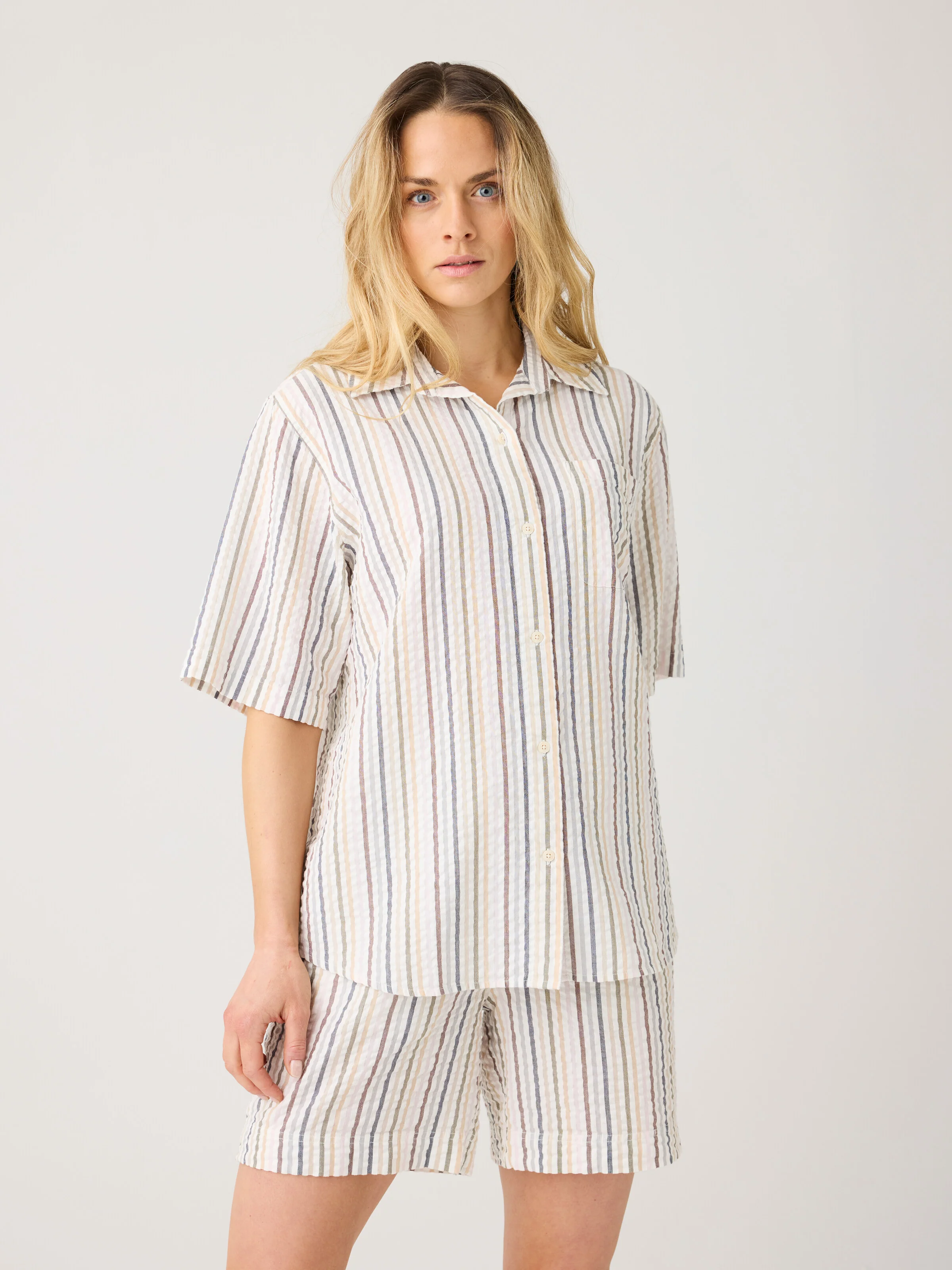 Loose seersucker short sleeve shirt - Multi color stripe - Image 2