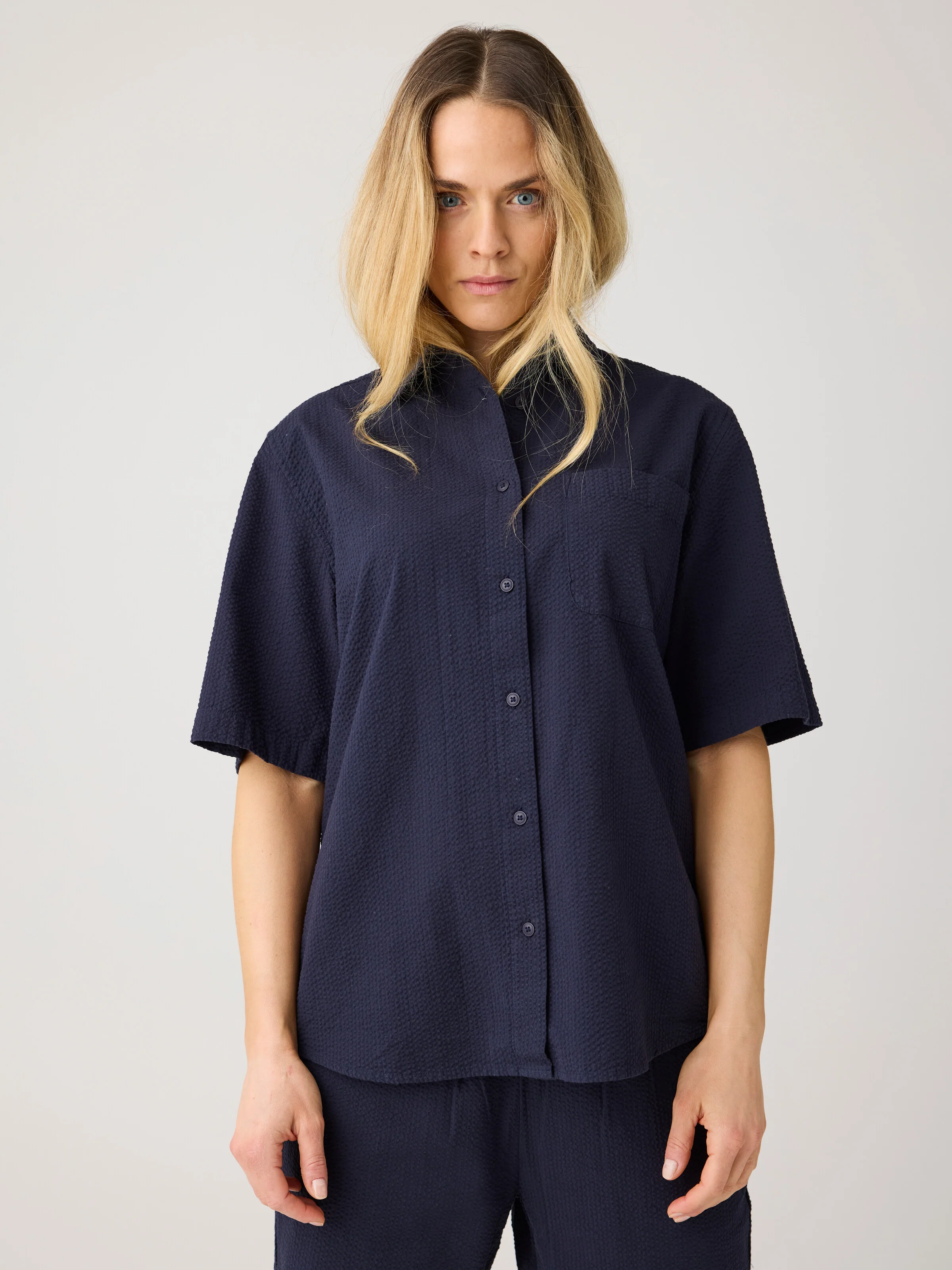 Loose seersucker short sleeve shirt - Night Sky - Image 2