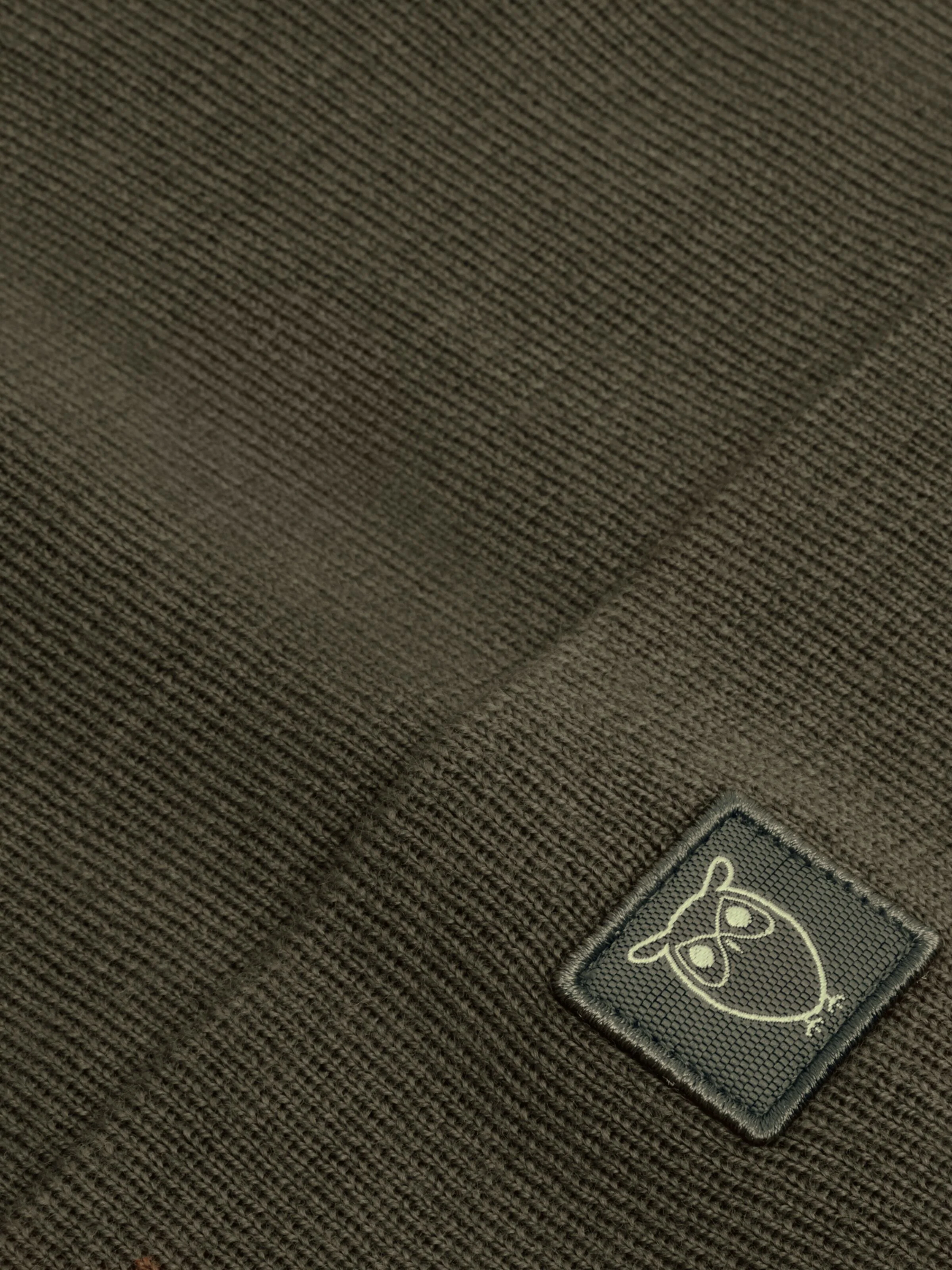 Merino double layer badge beanie - Forest Night - Image 4