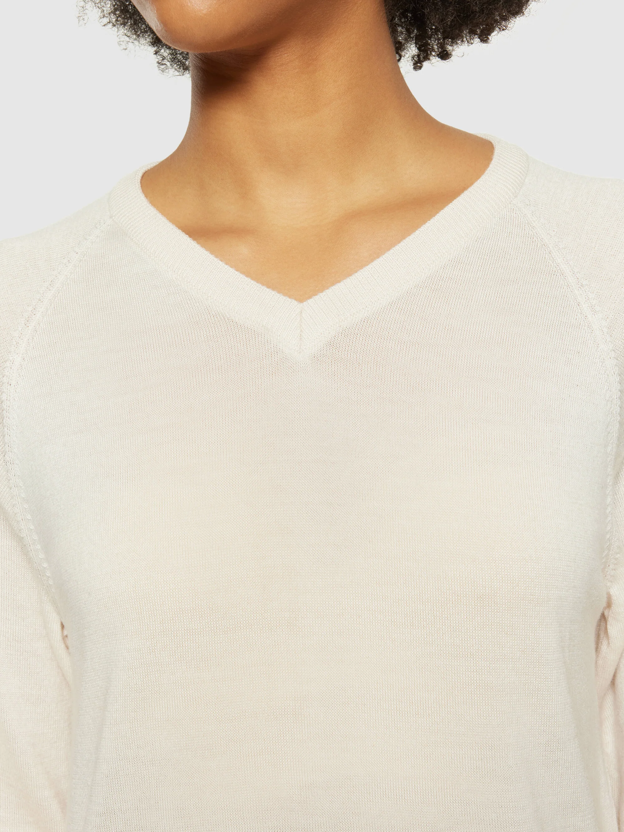 Merino mid length v-neck dress - RWS - Kelp - Image 5