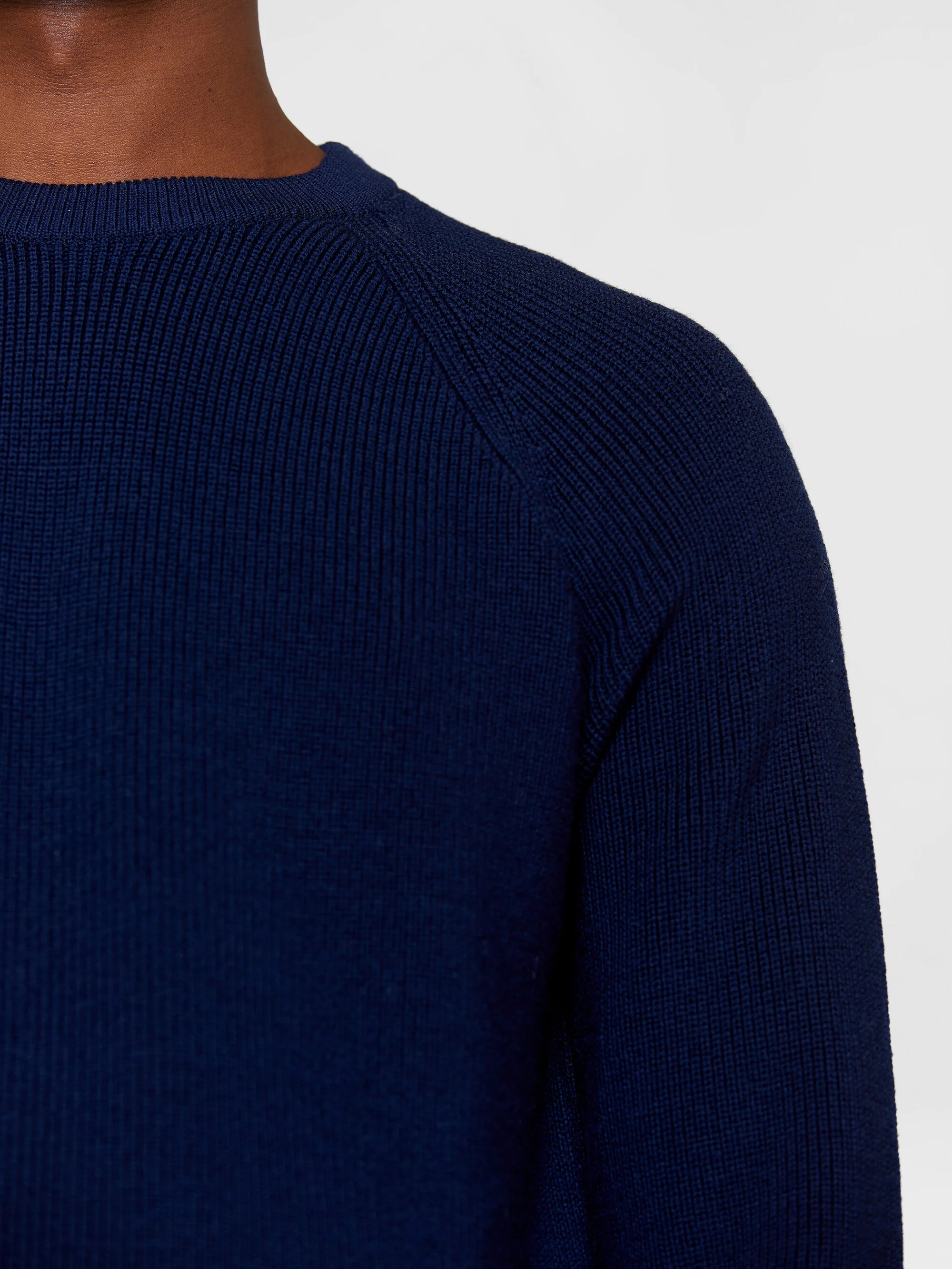 O-neck merino wool rib knit - Total Eclipse - Image 5
