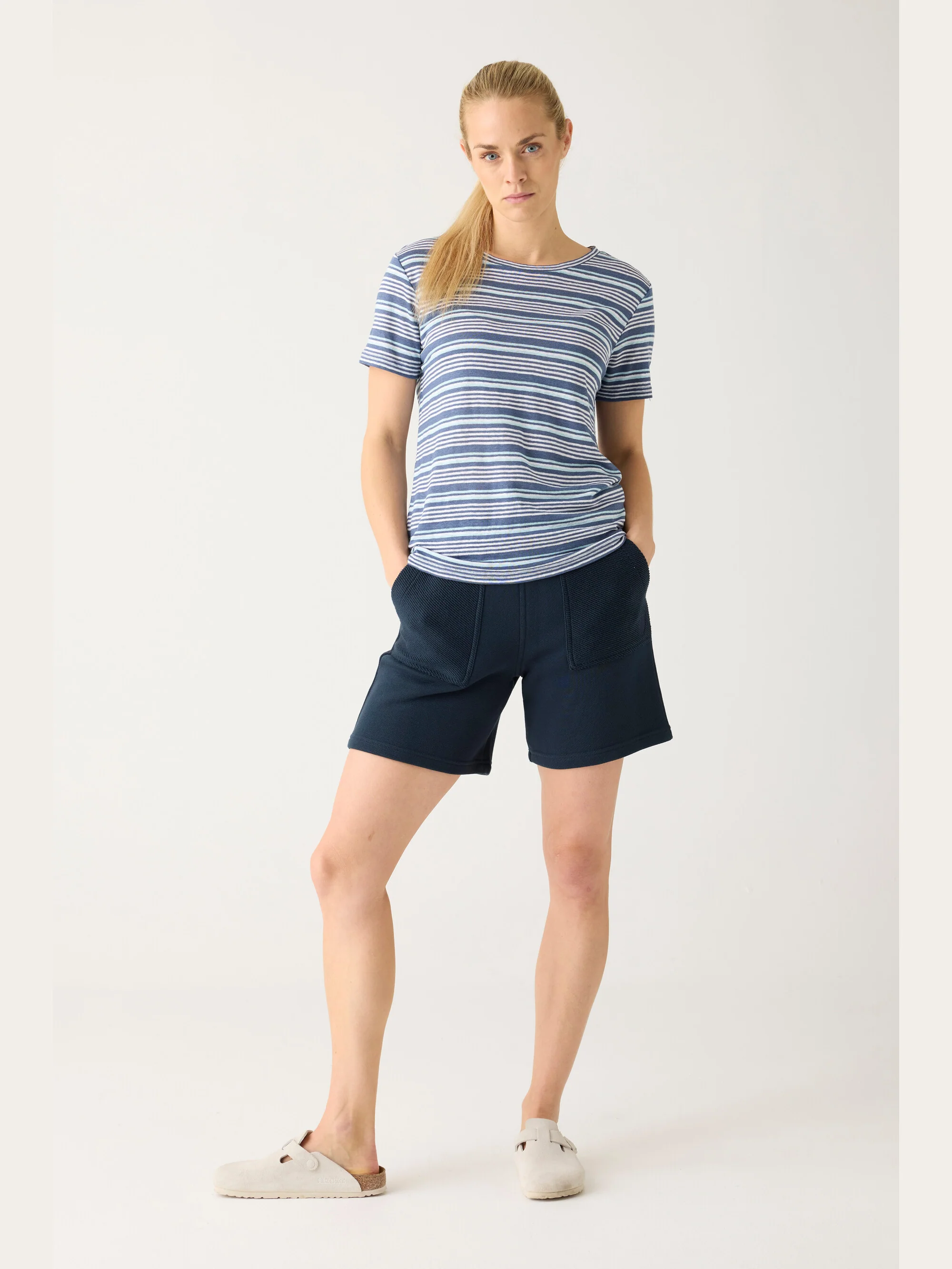 POSEY wide fit mid-rise sweat shorts - GOTS/Vegan - Total Eclipse - Image 4