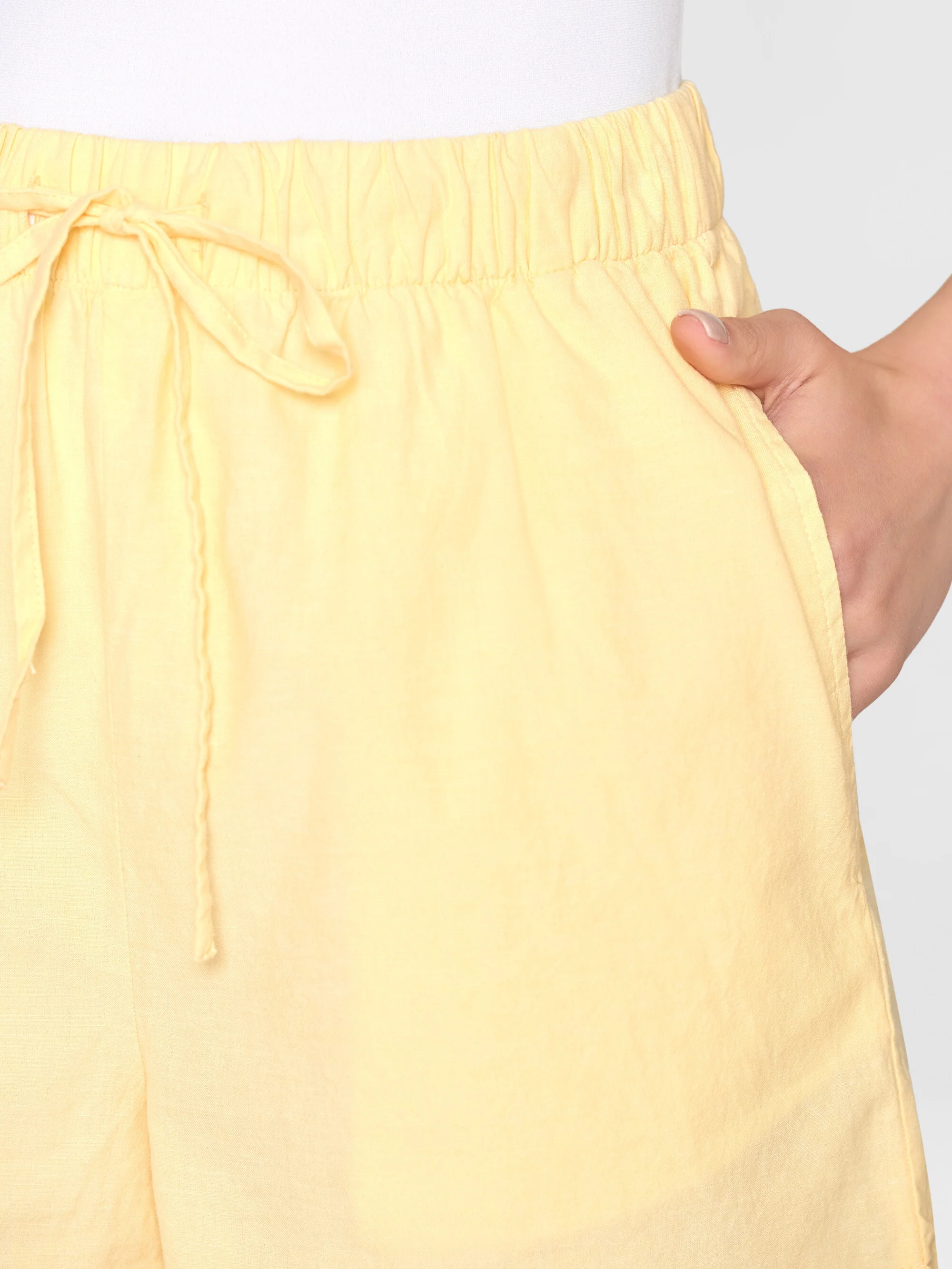 POSEY wide mid-rise elastic waist pyjama shorts - GOTS/Vegan - Impala - Image 5