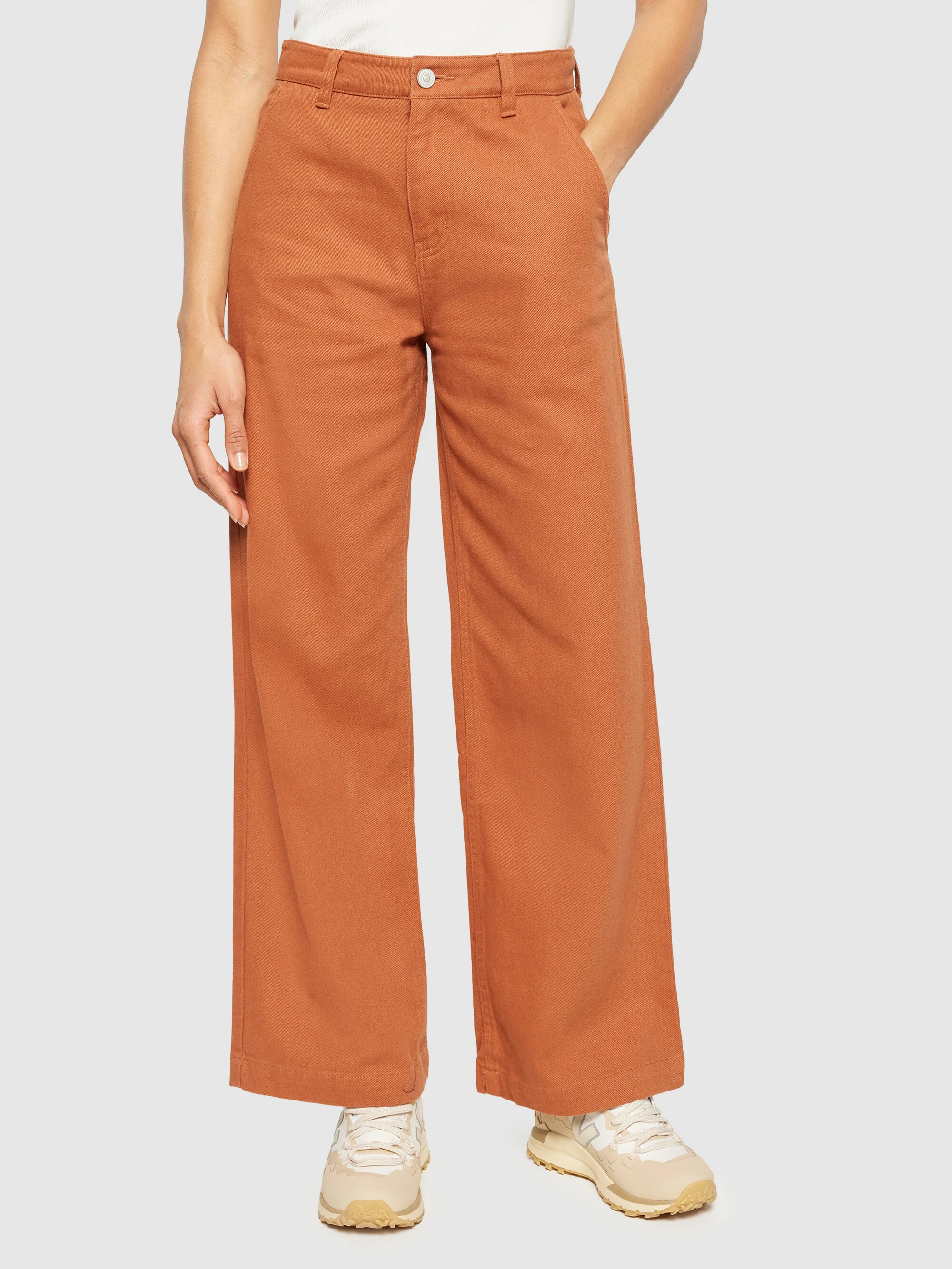 POSEY wide mid-rise twill pant - GOTS/Vegan - Mocha Bisque - Image 2