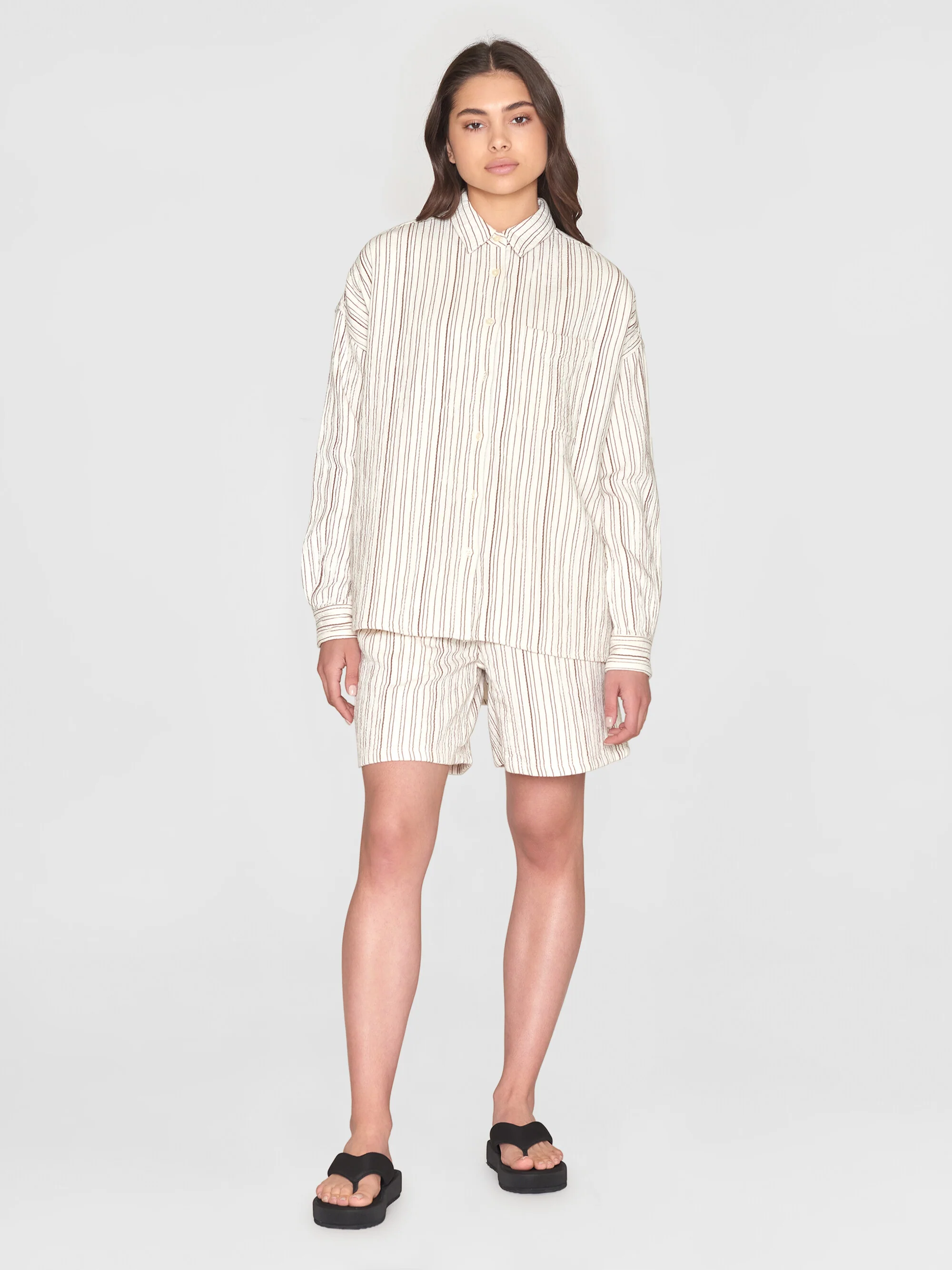 Wrinkle stripe loose A-Shape Shirt - GOTS/Vegan - Brown stripe - Image 4